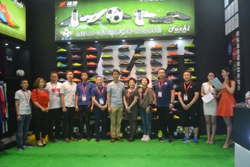 017中國國際體育用品博覽會上成功舉辦(圖3) 017中國國際體育用品博覽會上成功舉辦(圖3)