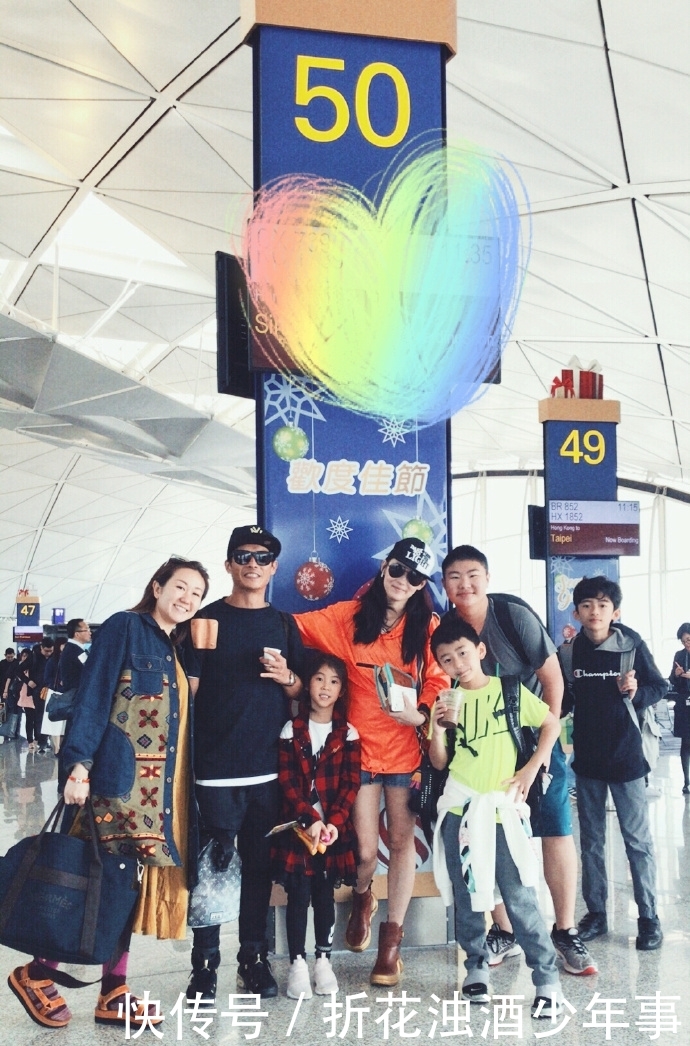 张柏芝生三胎后迅速复工,开微博频爆照儿子出