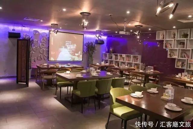 开一家属于自己的小店，从此荒度余生……