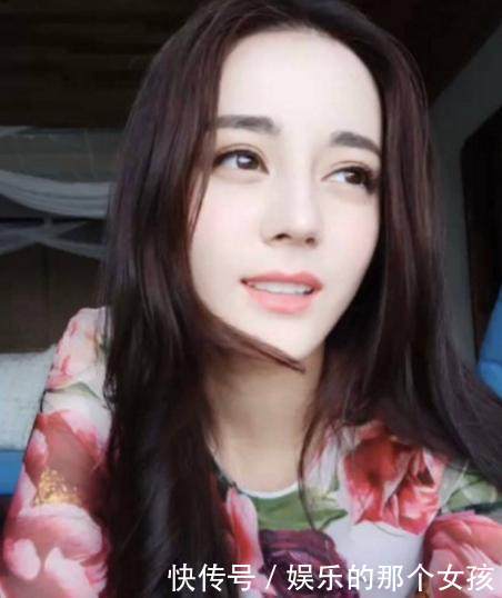 迪丽热巴生日,热巴直播关掉了美颜,开心的和爱