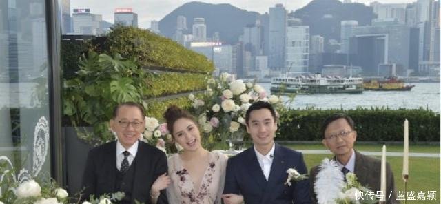 阿娇领证现场曝光,穿粉色婚纱同新郎深情拥吻