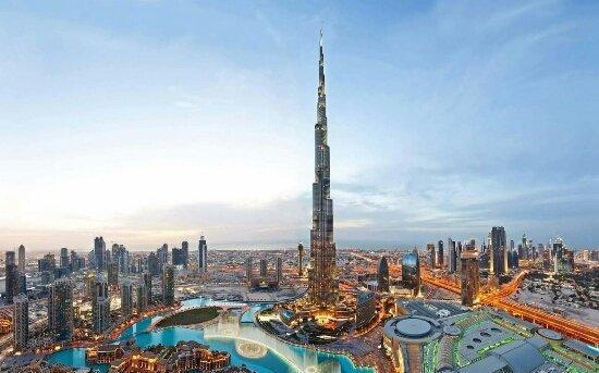 迪拜哈利法塔--世界上最高的楼 828米直逼天空 建造过程艰辛