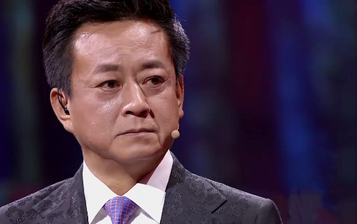 今天春晚怎么没有朱军