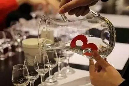品白酒的十个专业术语,你必须懂,高逼格! 品白酒的十个专业术语,你必须懂,高逼格!
