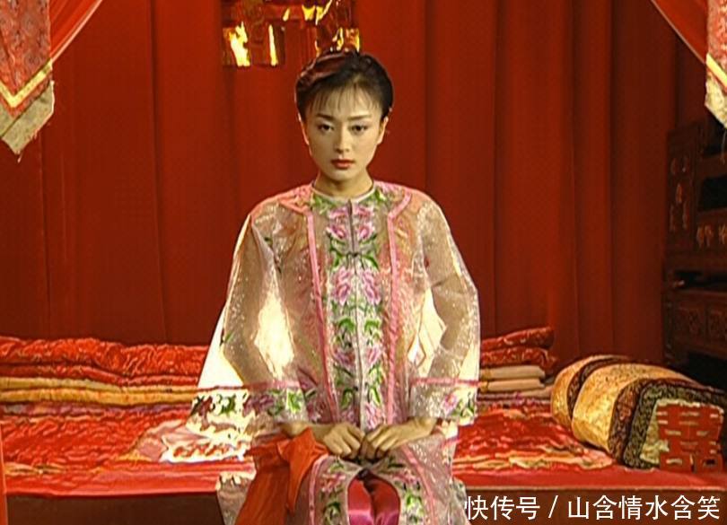 永琪与知画新婚之夜,要不是知画拦着,永琪早就跟知画办完事了!