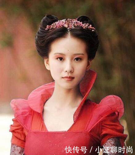 明星古装红衣装扮,刘亦菲倾城,杨幂倾国,而她最