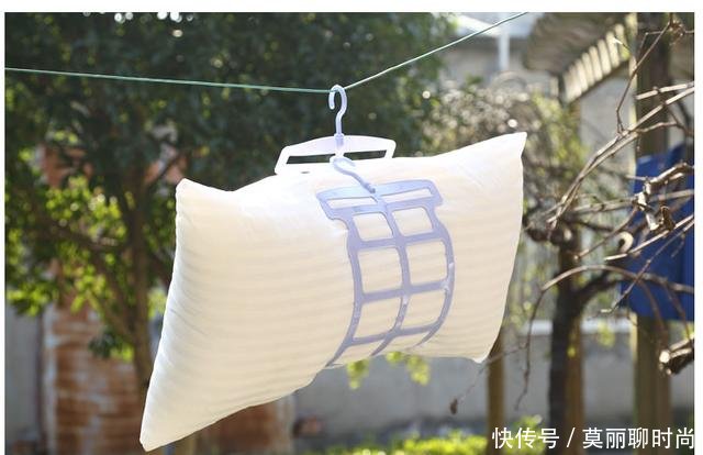 如果你的皮肤有这4表现,要小心螨虫布遍全脸