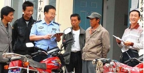在农村,总有人专门收购旧摩托车,他们用来做什么?答案来了! 太阳城官网开户