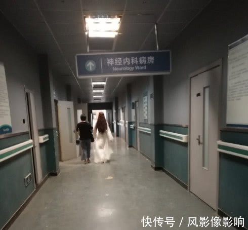 曝迪丽热巴医院就诊,挂神经内科看病,在剧组拍
