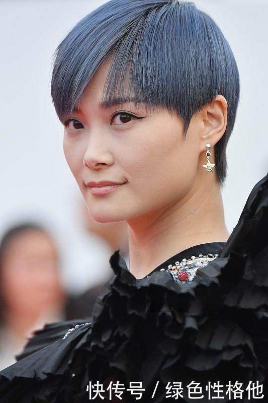 外媒镜头下戛纳电影节女星未修图和ps图对比