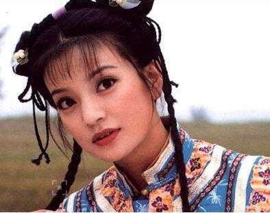 她应该是演员转型成功的案例,2018胡润女富豪