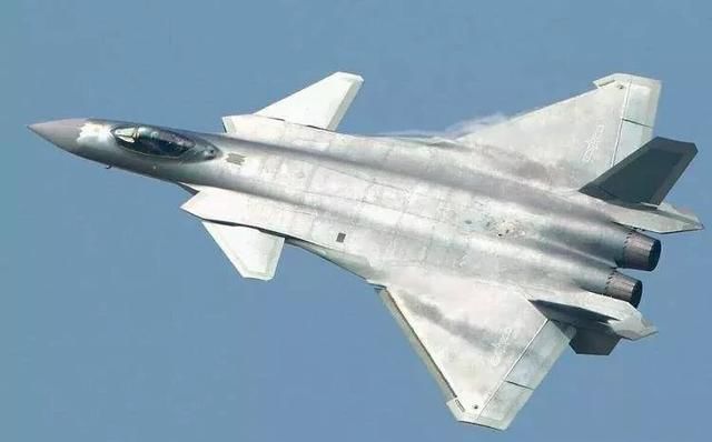 四代机都有短板!F22航程太短,歼20苏57的弱点