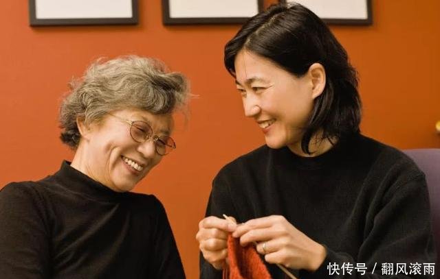 妈妈作为榜样,通常这4种宝妈会培养聪明的宝宝