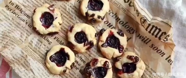 上班感到压抑小确丧这款椰浆双莓曲奇为你赶走