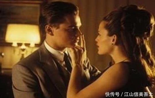 《猫鼠游戏》完美地表现了人类的感情和人性