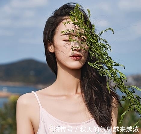 网站洗完澡不外卖穿睡衣?瞧下面6组图,美到令国喜欢的情趣用品女人图片