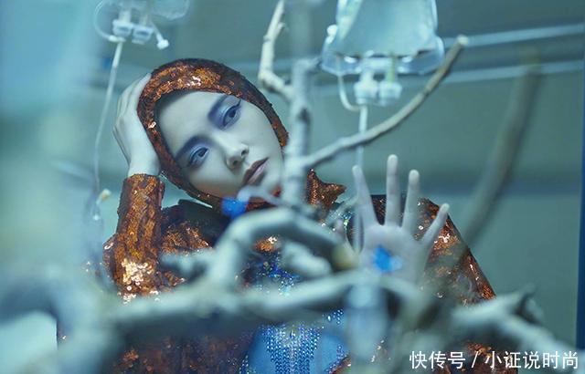 李宇春出征GUCCI2019早春时装秀,一身清新度