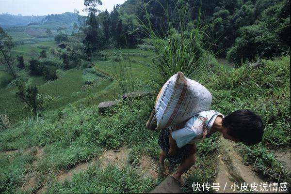 女子被拐卖山区当媳妇, 两年后家人找到, 却拒绝回家!