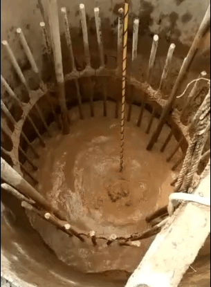 男子做这个工作一次可以赚两万, 网友: 给多少钱