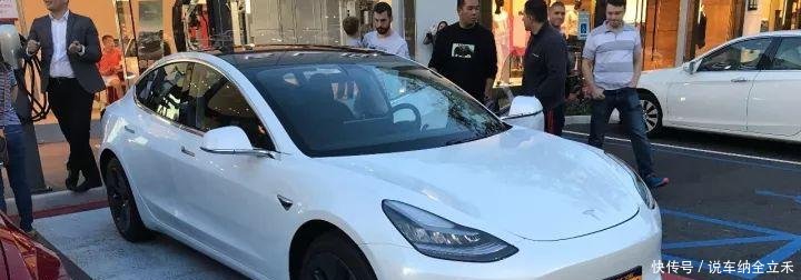 特斯拉纽约开始交付Model 3, 上海建厂或能降价