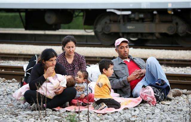 美国人分析: 为何西方国家愿意接收难民, 而东亚