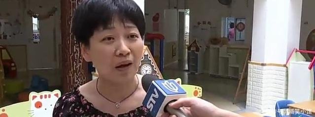 孩子提醒舅舅送错幼儿园,舅舅以为外甥不想上