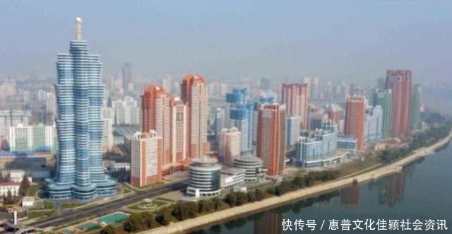 朝鲜人盖房子速度快,这个小区3000套房子只用