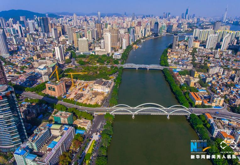 对比航拍老照片 记录广州城市交通变迁
