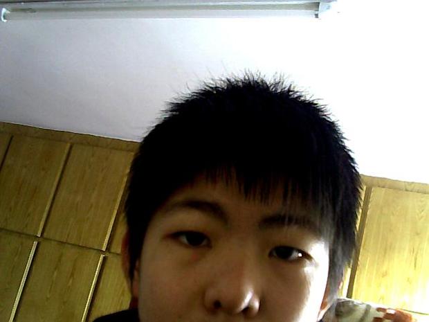 15岁男生适合剪什么发型