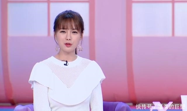 跨年零点,杜海涛偷亲沈梦辰,女友一脸娇羞,网友