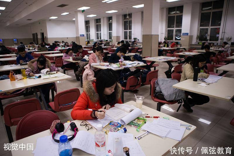 忐忑!被大学录取却不报到,这种行为来年会不会