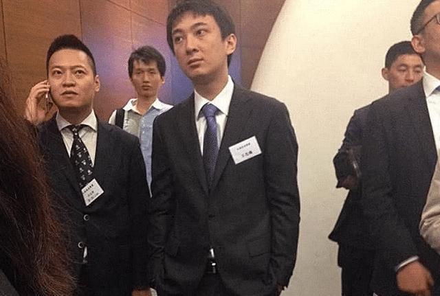 王思聪东北街头被教育头部缝6针,有谁留意到