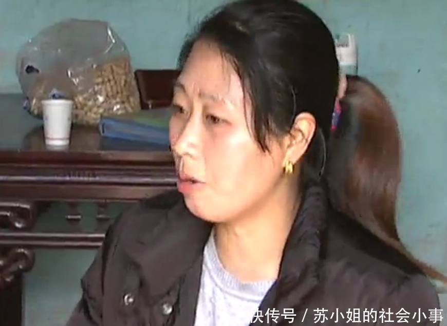 婚后丈夫不能满足妻子，妻子说丈夫不浪漫，丈夫：你自己用手吧！