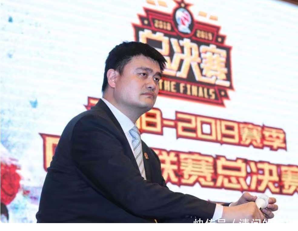 周琦回国打球三选一辽篮占得先机新疆广东也成