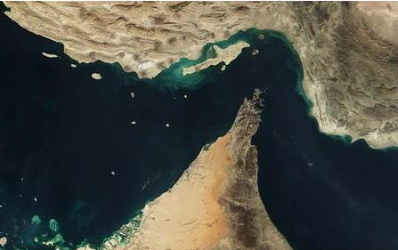 伊朗威胁美国欲封锁海峡 关键时刻中国出手 俄