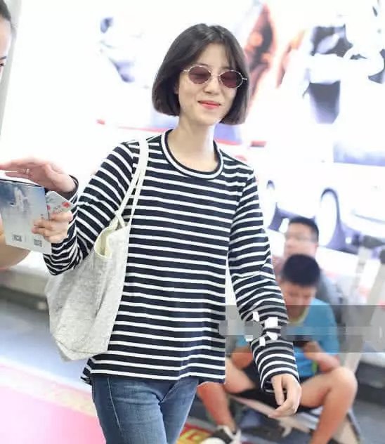 当20岁杨超越撞上29岁的李溪芮,终于明白女人