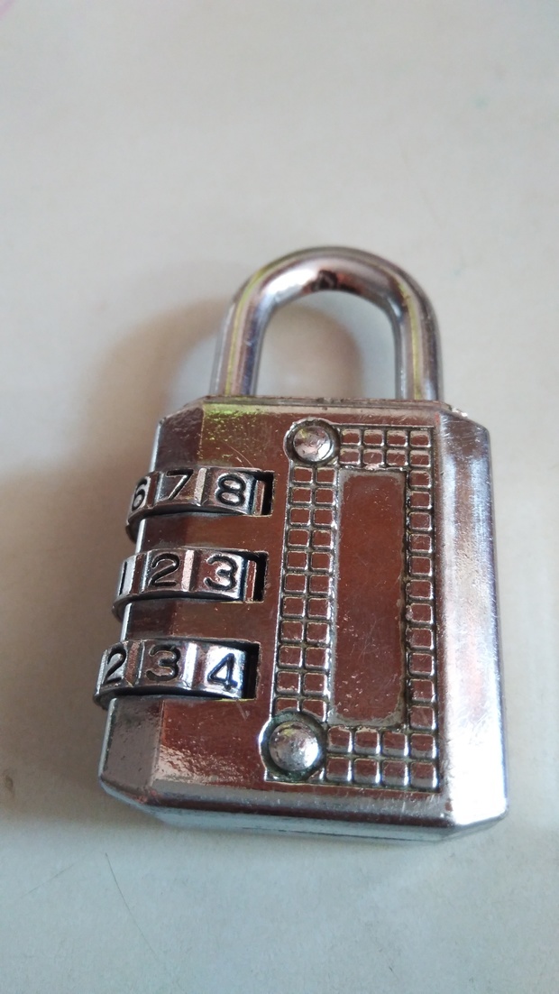 我的密码锁忘了,解不开怎么办?累的手疼_360问答