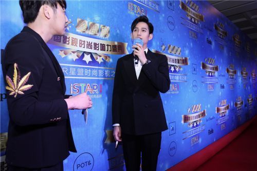 马可荣膺超人气偶像大奖 谦逊感恩粉丝支持