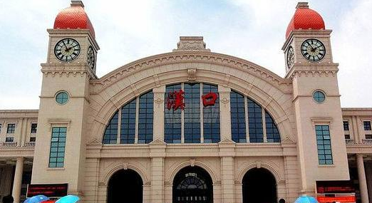 武汉现有的汉口、武昌、武汉三大火车站哪个站更大?如何排行的?