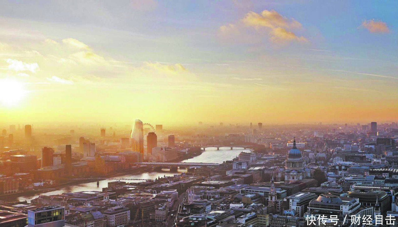 崩溃!楼市再传新消息,县城房价都能上涨到7千