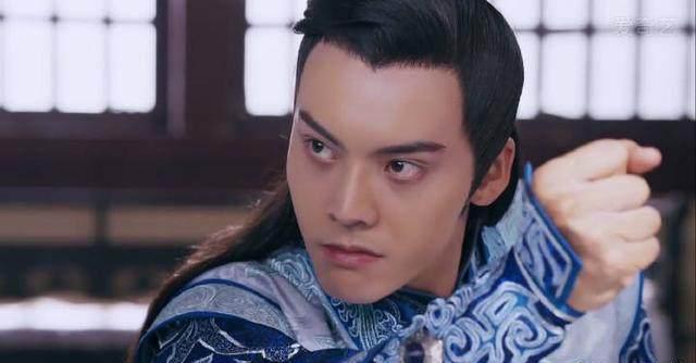 主角黑化入魔的电视剧,李易峰演了两部,全部