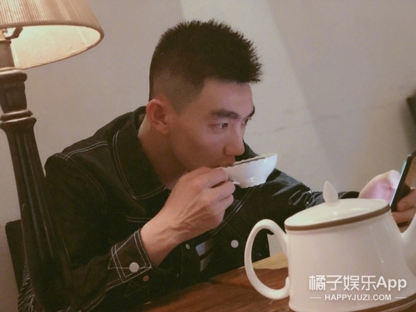 张馨予婚期确定啦，看看他们准备的伴手礼都是啥？