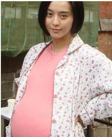 赵丽颖,林心如.唐嫣,舒淇,大肚照谁最美?后边的