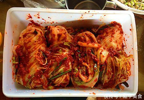 为何韩国人宁愿吃泡菜,也不愿吃炒菜?网友听完
