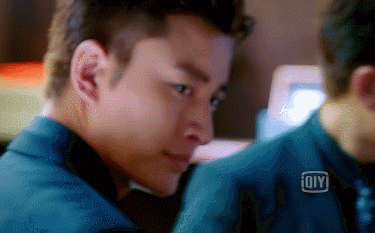 贾乃亮王子文新剧令人出戏,自我人设与角色不符,演员该怎么办?