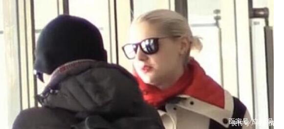 撒贝宁老婆婚后爆肥,从欧美女神变成微胖人妻