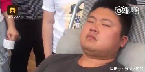疼痛v疼痛分娩图片,有的忍到第9级,有的憋成男士我搬砖回来了表情表情图片