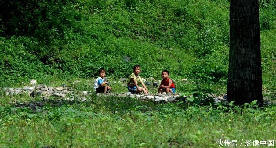 朝鲜农民过的日子，妇女和孩子们印象深刻