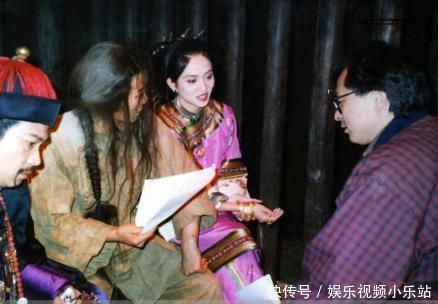 演员的转变!周星驰从参与创作到全权导演,这几