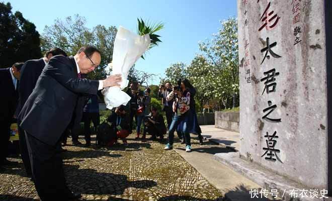 蒋介石的孙子回大陆祭祖, 买门票进祖宅, 临终遗言感动中国人